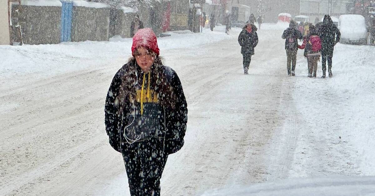 Meteoroloji’den kıyı kesimlerde sağanak, iç kesimlerde kar yağışı uyarısı
