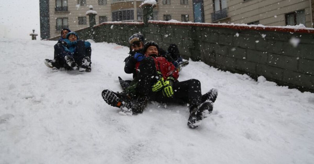 Okullar tatil mi? İki ilde okullar tatil edildi