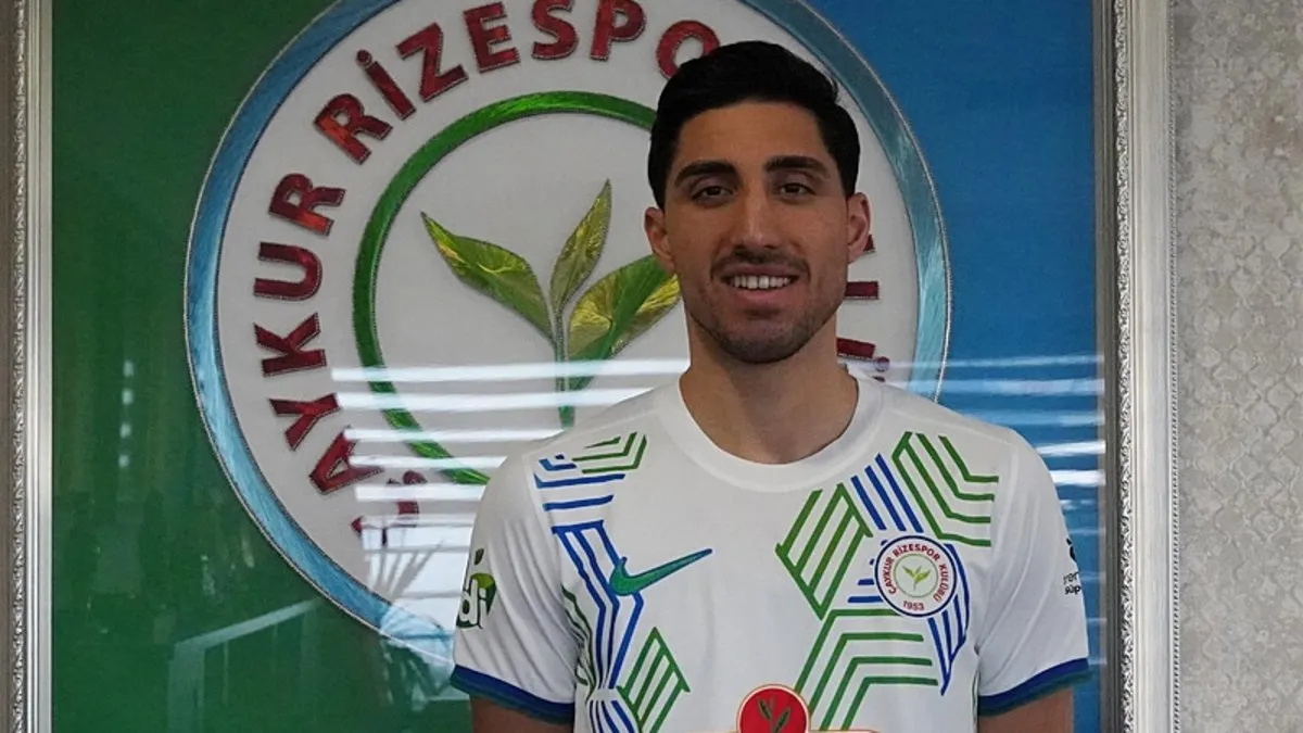 Çaykur Rizespor, Berkay Özcan’ı transfer etti!
