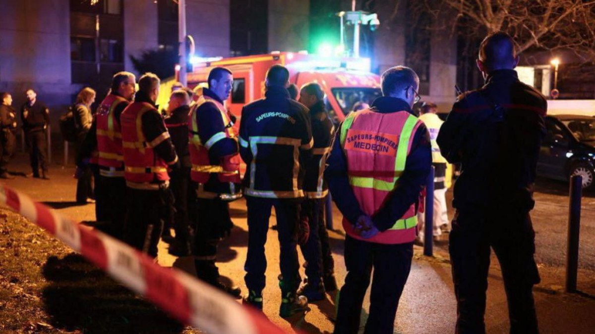 Fransa’da Akşehir isimli bara el bombalı saldırı: 12 yaralı