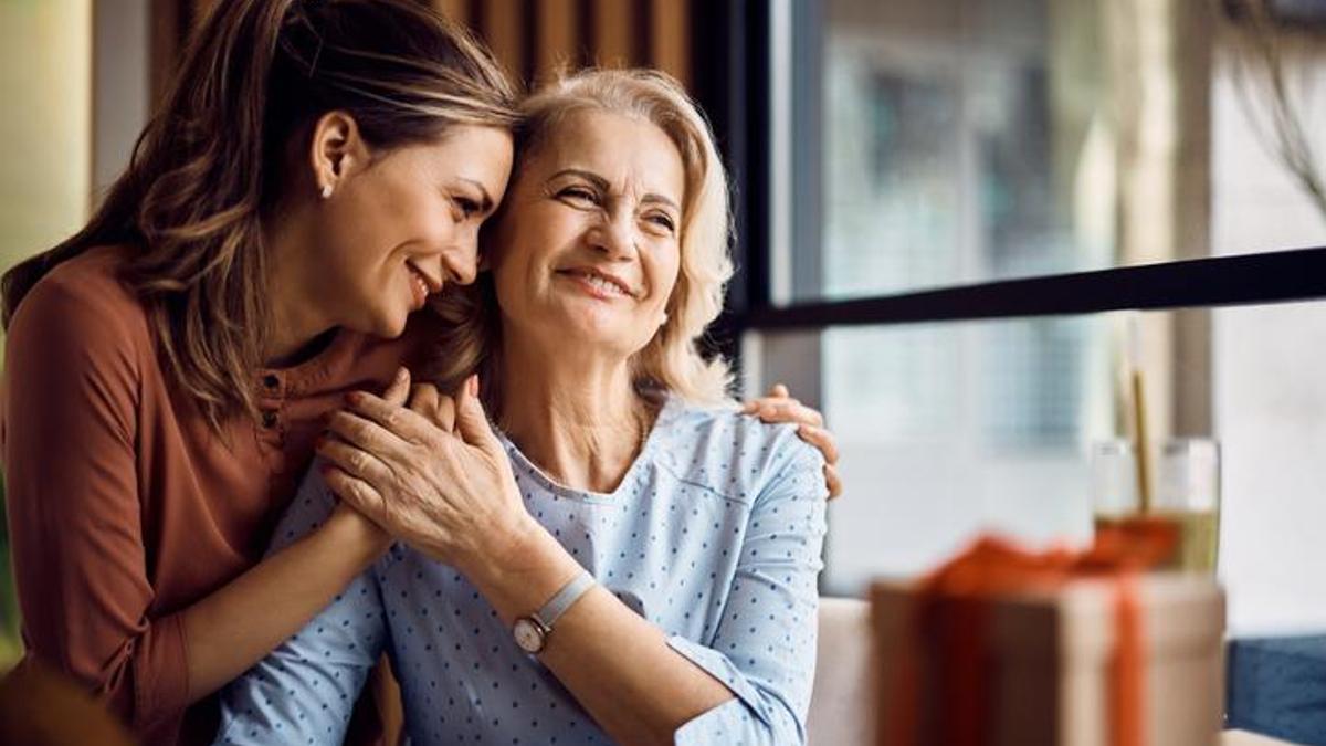 Anne İle İlgili Sözler… Anneyle İlgili Söylenmiş En Güzel Cümleler…